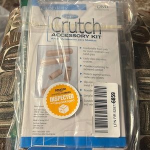 Crutch accessory kit
